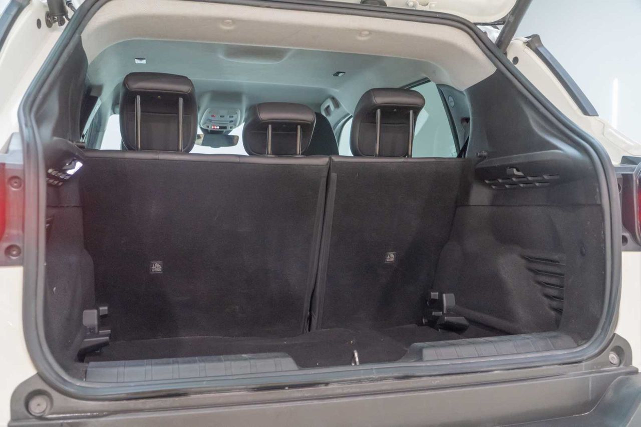 Jeep Avenger 1.2 G 74kW (100CV) Summit  - Foto 12