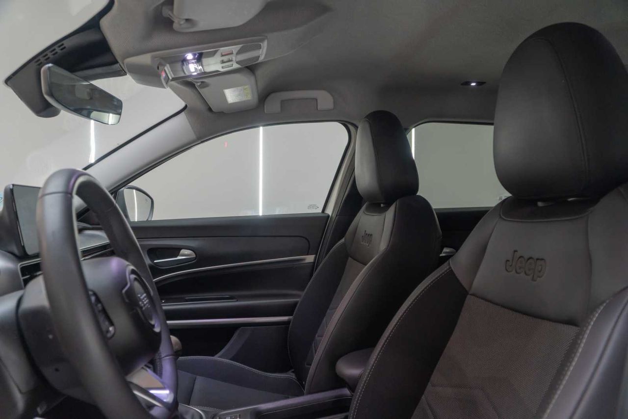 Jeep Avenger 1.2 G 74kW (100CV) Summit  - Foto 18