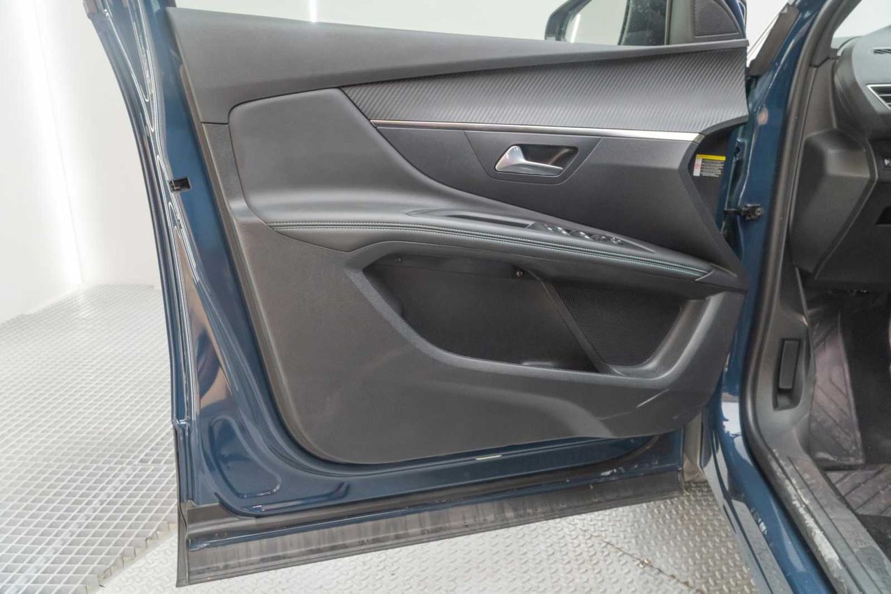 Peugeot 3008 1.2 PureTech 96KW (130CV) S&S GT  - Foto 16