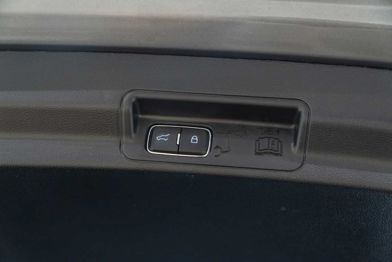 Ford Explorer 3.0 PHEV AWD Platinum  - Foto 13