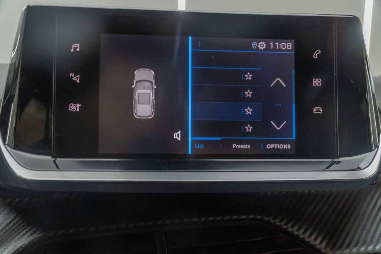 Peugeot 2008 Allure Puretech 130 S&S EAT8  - Foto 15