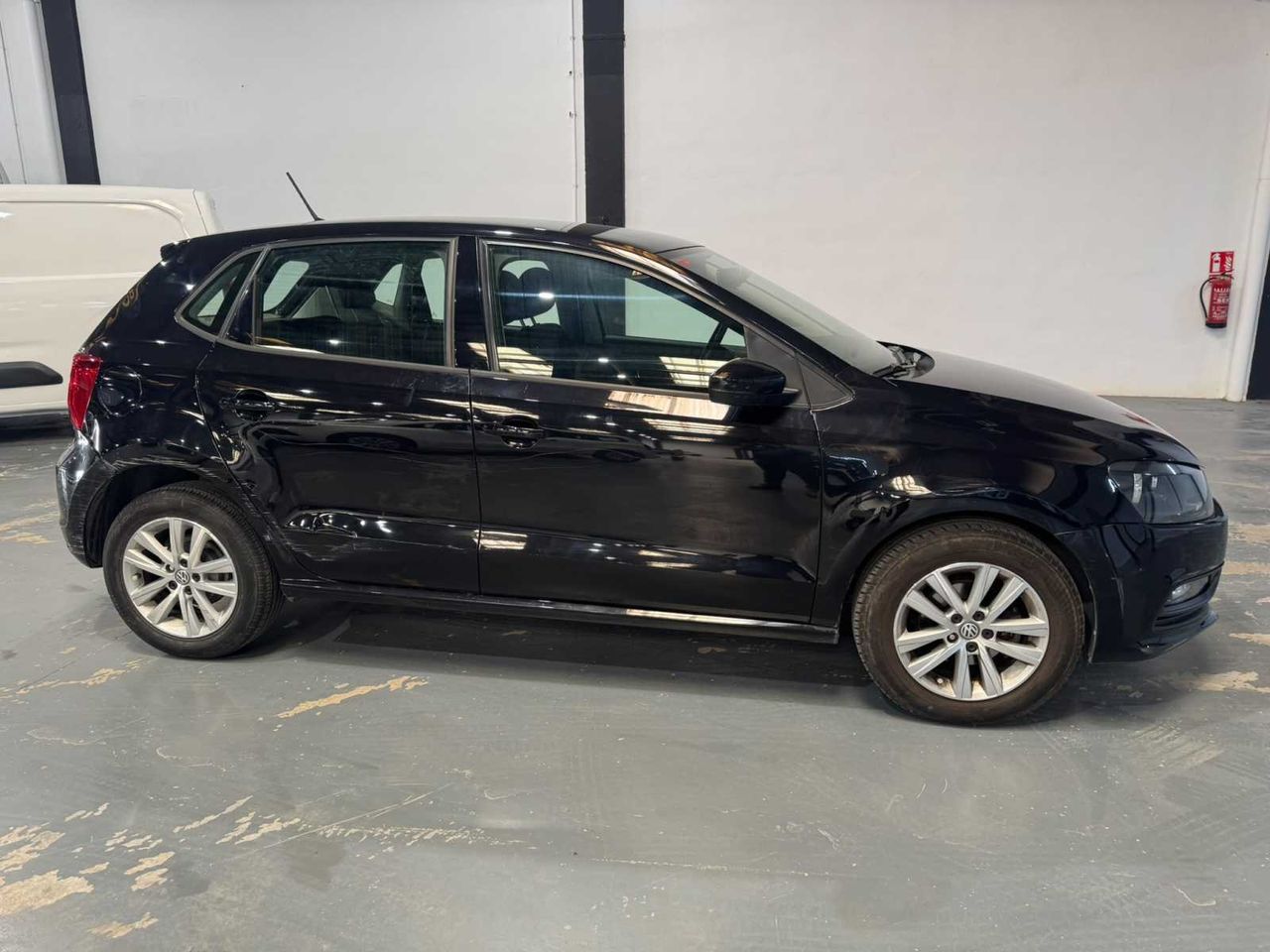 Volkswagen Polo A-Polo 1.0 55kW(75CV) BMT  - Foto 4
