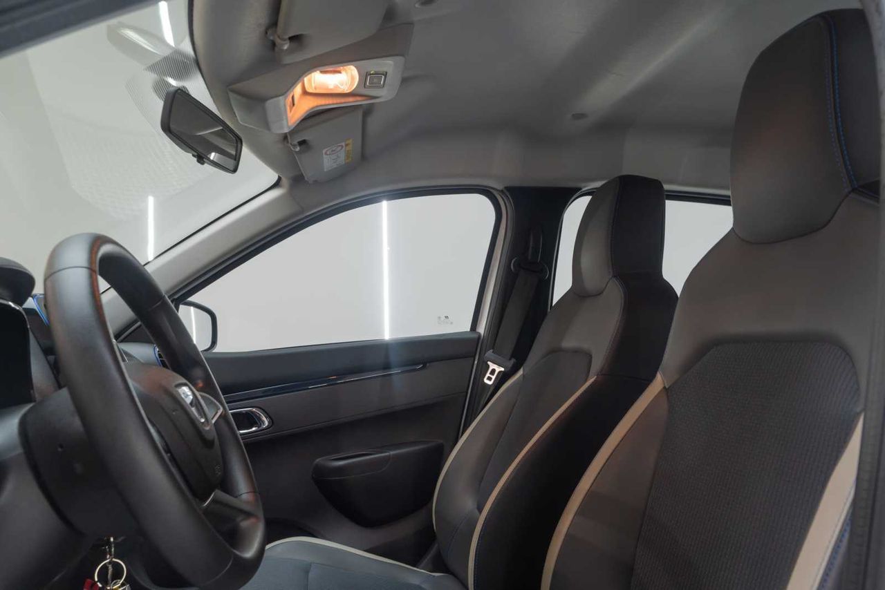 Dacia Spring Comfort Plus Electric 33kW (45CV)  - Foto 18