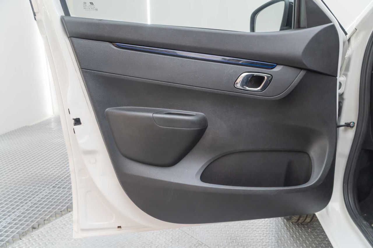 Dacia Spring Comfort Plus Electric 33kW (45CV)  - Foto 17