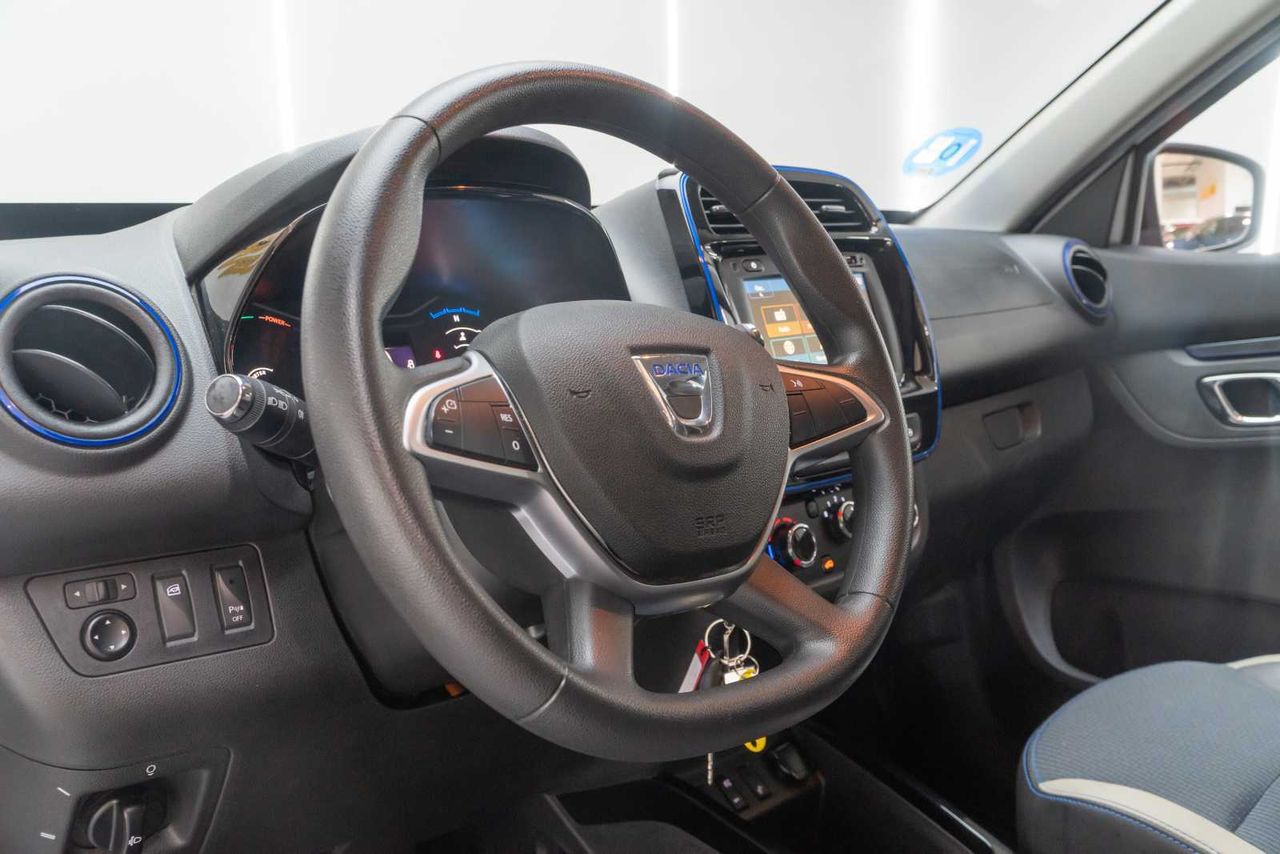 Dacia Spring Comfort Plus Electric 33kW (45CV)  - Foto 13