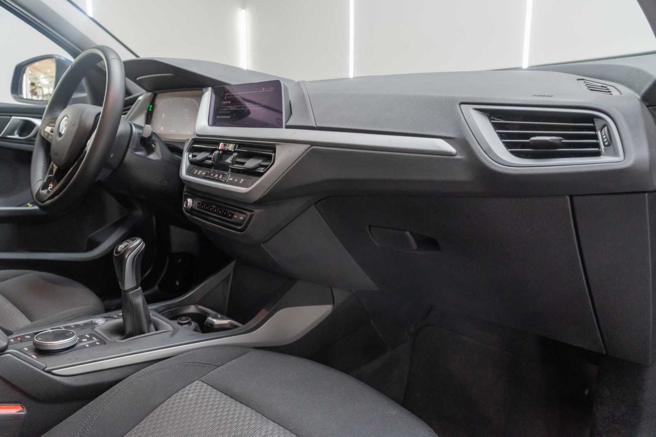 BMW Serie 1  1 reeks hatch 116d (85 kw) 5d  - Foto 23