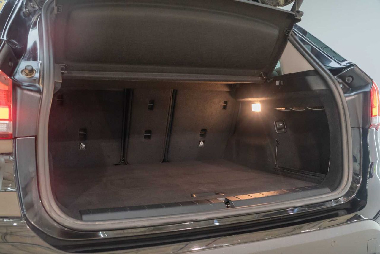 BMW X1 sDrive18dA Corporate  - Foto 11