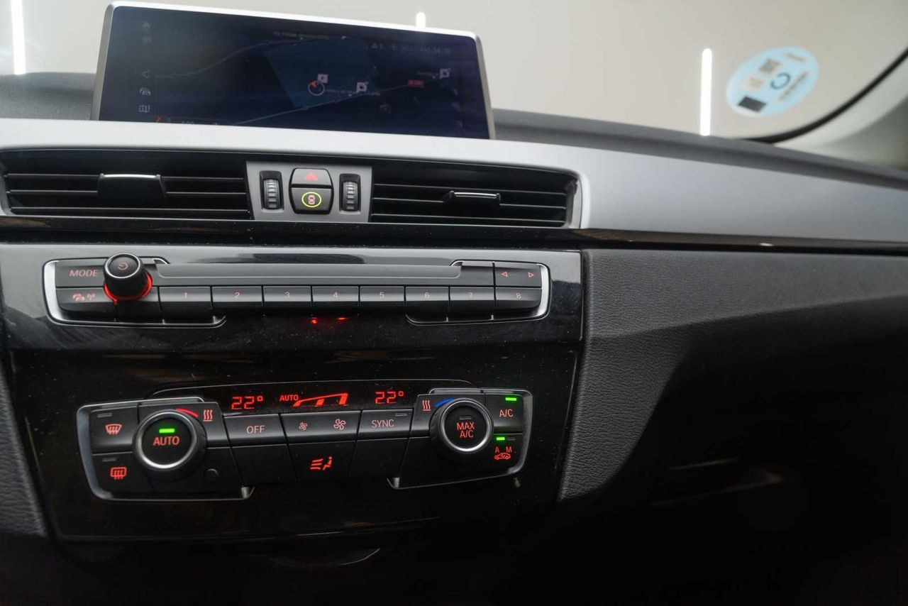 BMW X1 sDrive18dA Corporate  - Foto 14