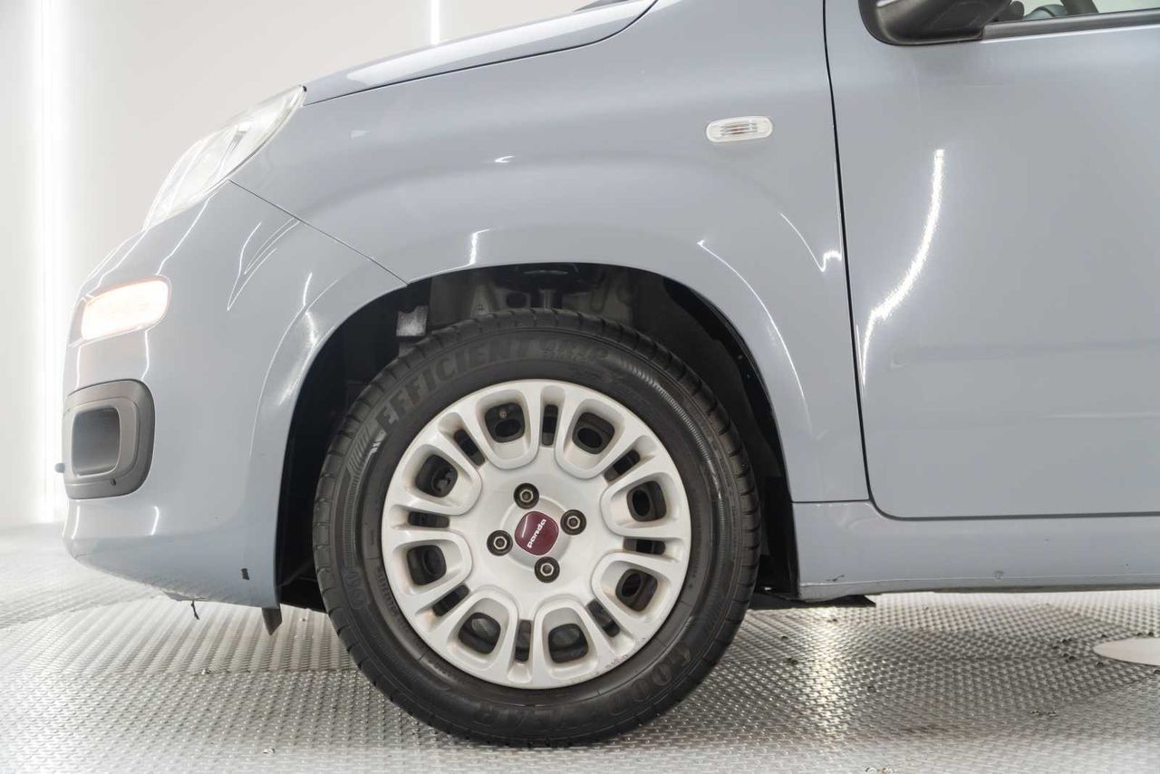 Fiat Panda Red 1.0 Hybrid 51kw (70CV)  - Foto 21