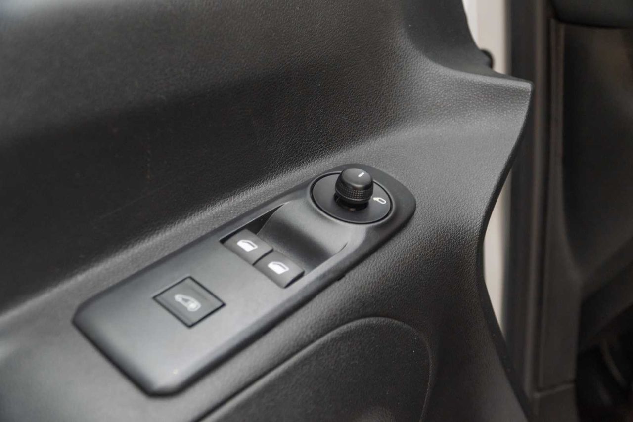 Peugeot Partner  bluehdi 100 premium standard 600 kg  - Foto 16