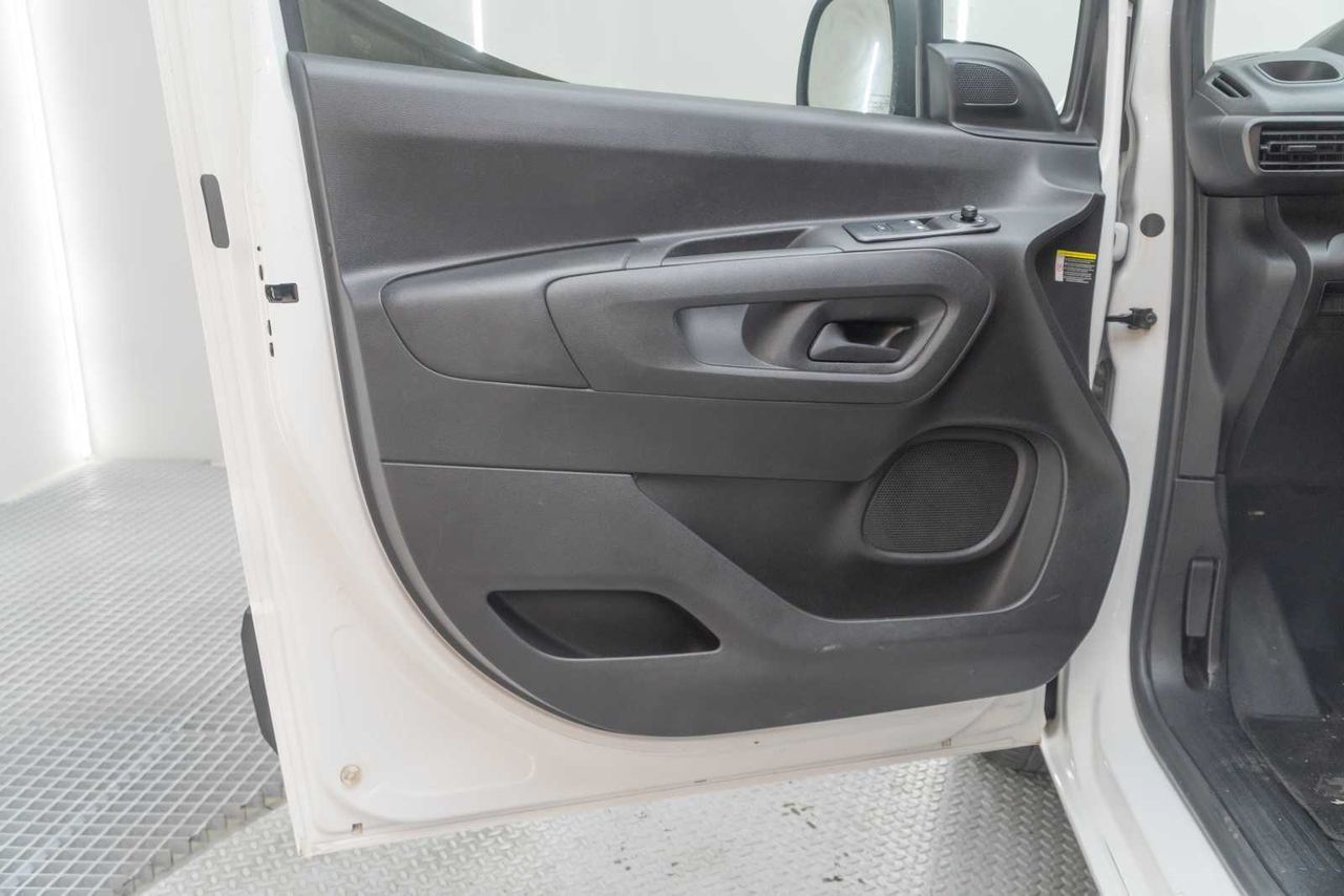 Peugeot Partner  bluehdi 100 premium standard 600 kg  - Foto 17