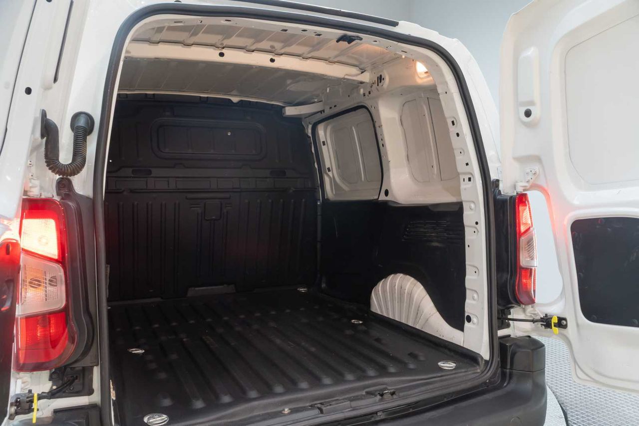Peugeot Partner  bluehdi 100 premium standard 600 kg  - Foto 11