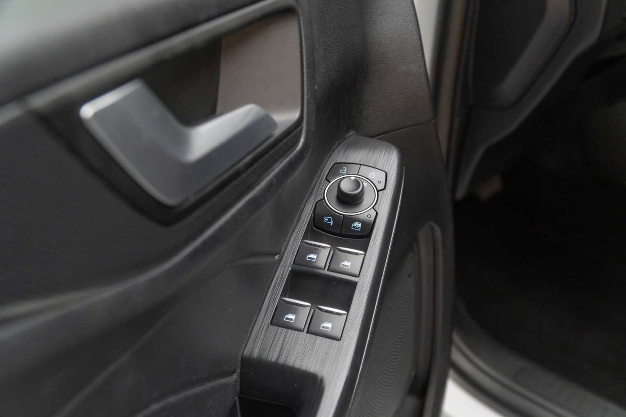 Ford Kuga ST-Line X 2.5 Duratec FHEV Auto  - Foto 18