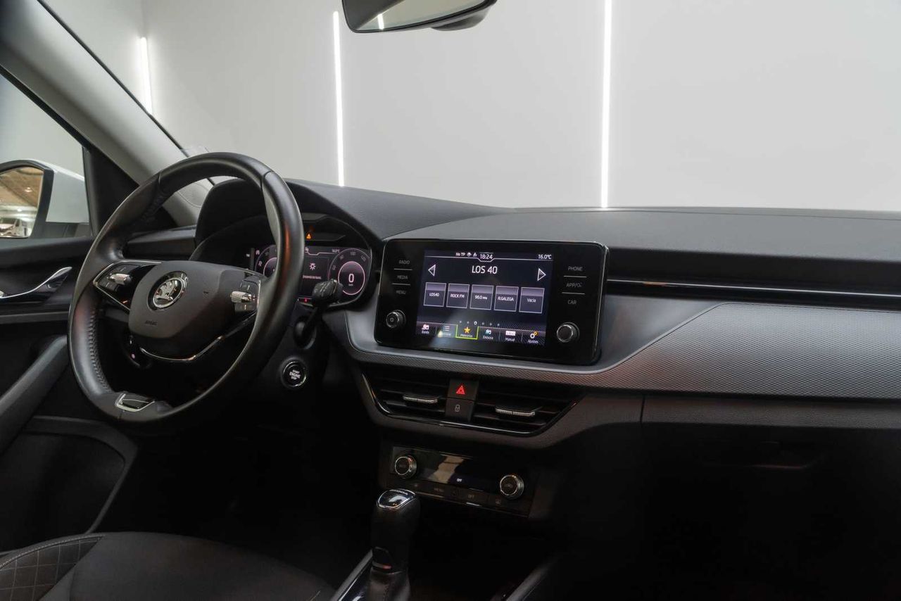 Skoda Kamiq 1.0 TSI 81kW (110CV) DSG Ambition  - Foto 24