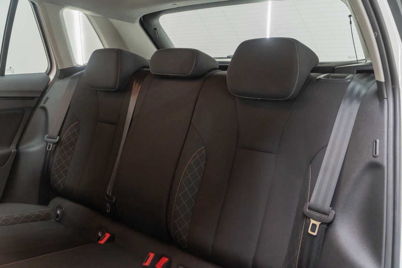 Skoda Kamiq 1.0 TSI 81kW (110CV) DSG Ambition  - Foto 20