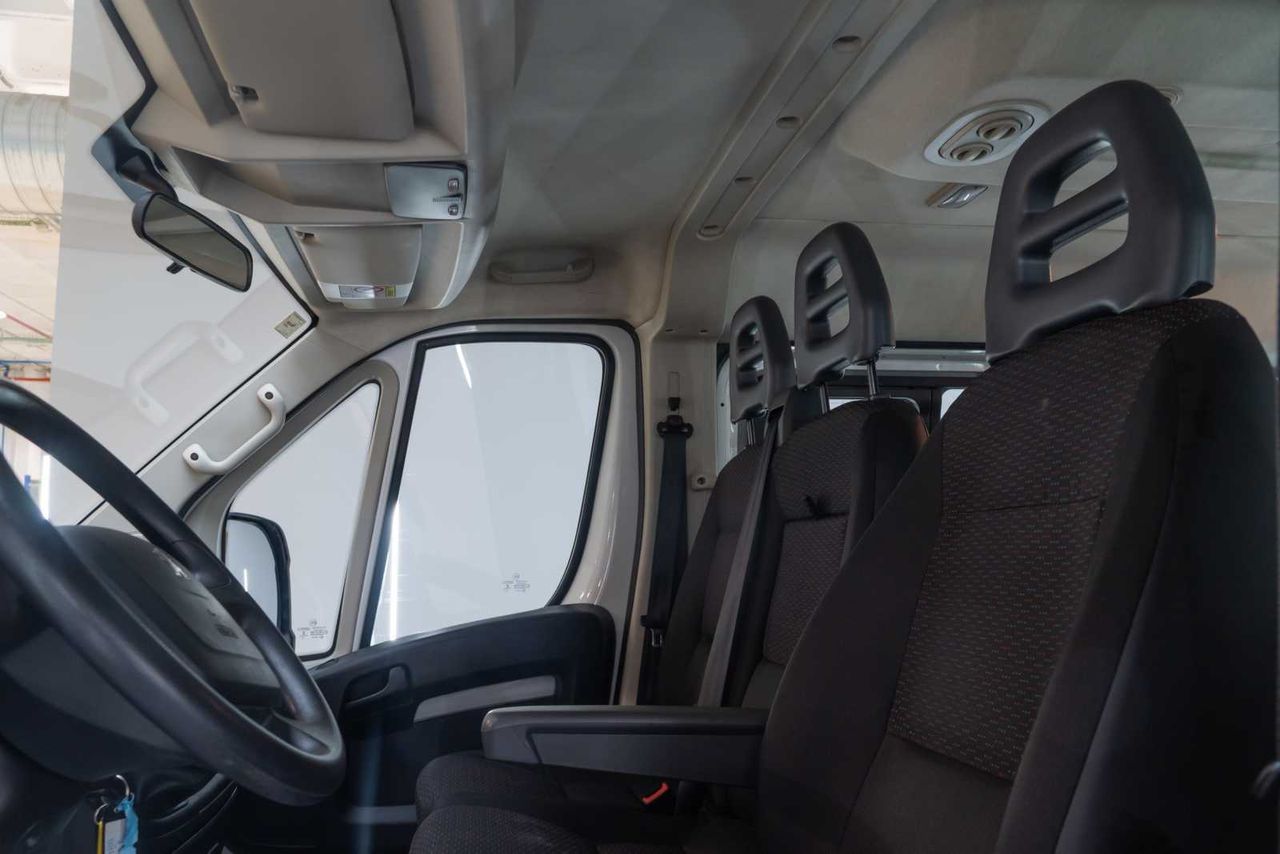 Peugeot Boxer combi 5/9 pl 330 l1h1 bluehdi 88kw (120)  - Foto 17