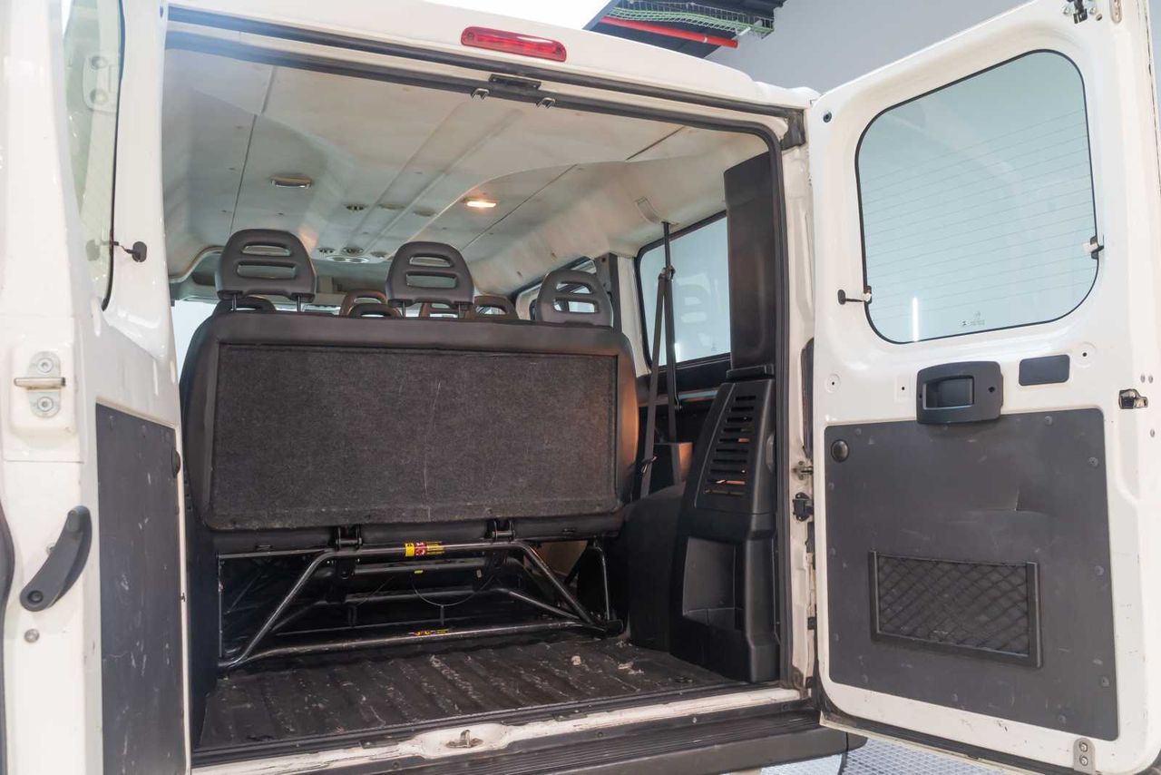 Peugeot Boxer combi 5/9 pl 330 l1h1 bluehdi 88kw (120)  - Foto 11