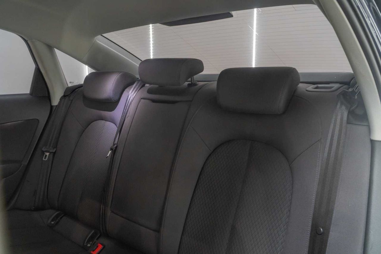 Audi A6 2.0 TDI 140kW(190CV) ultra S tronic  - Foto 18