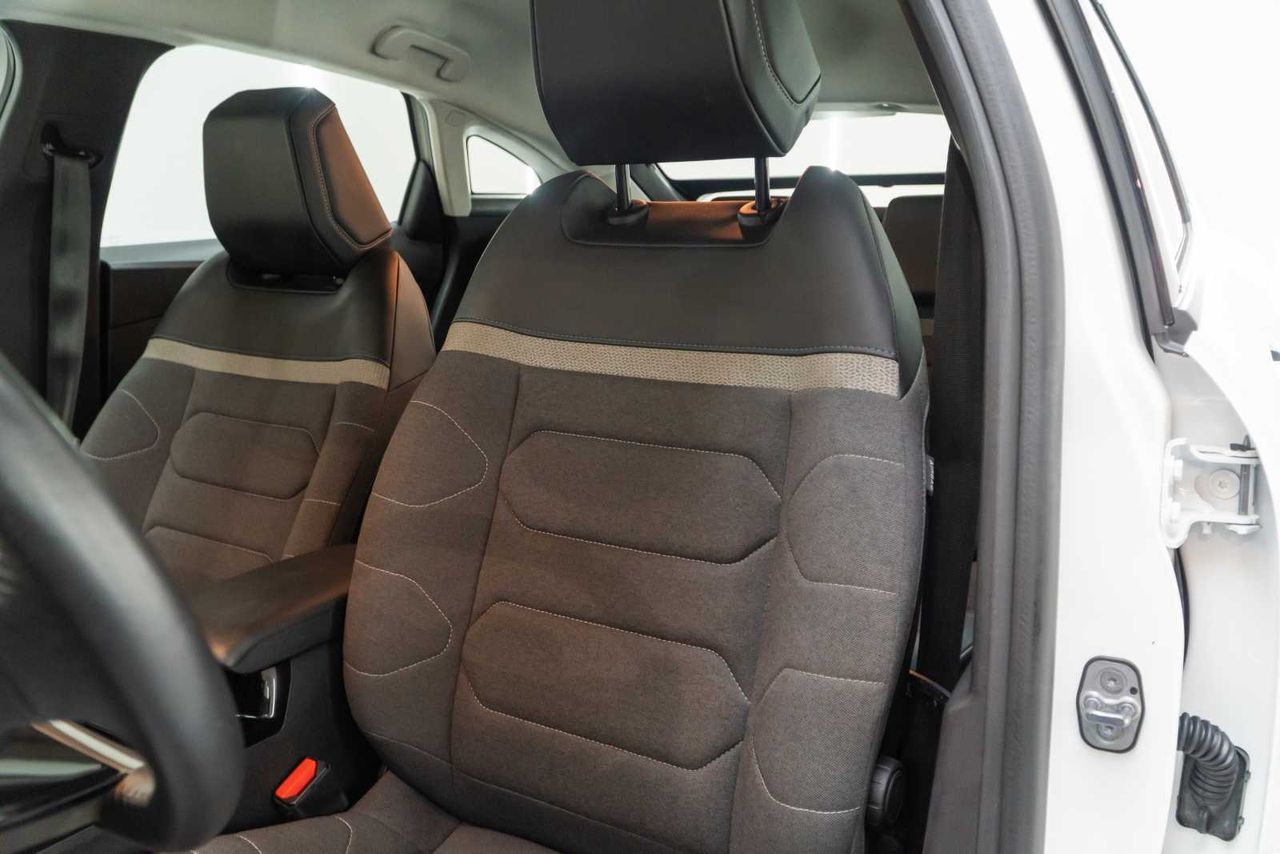 Citroën C4 PureTech 130 S&S 6v Plus  - Foto 18