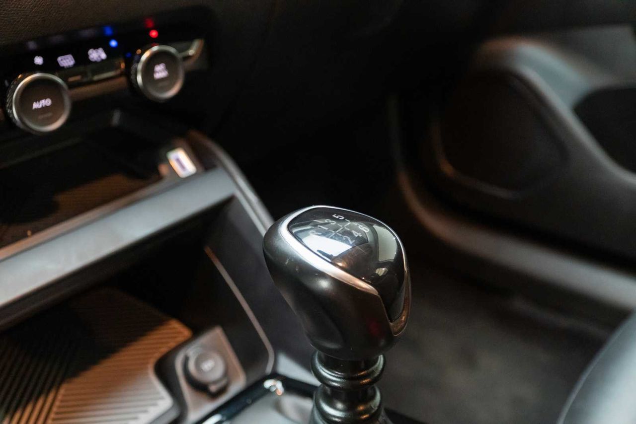 Citroën C4 PureTech 130 S&S 6v Plus  - Foto 15