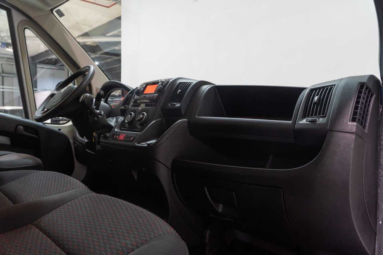 Citroën Jumper  bluehdi 103kw (140cv) furgón 35l2  - Foto 18