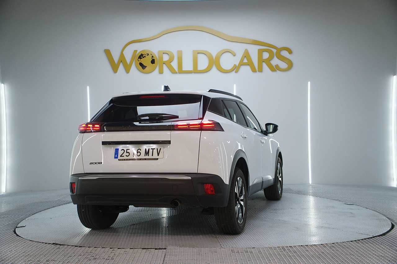 Peugeot 2008 Allure Puretech 100 S&S 6 Vel. MAN  - Foto 6