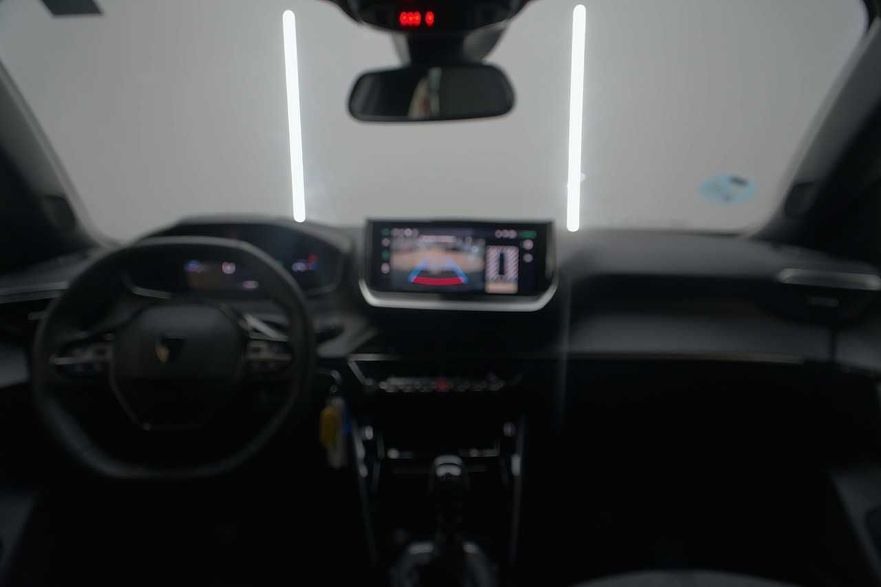 Peugeot 2008 Allure Puretech 100 S&S 6 Vel. MAN  - Foto 19