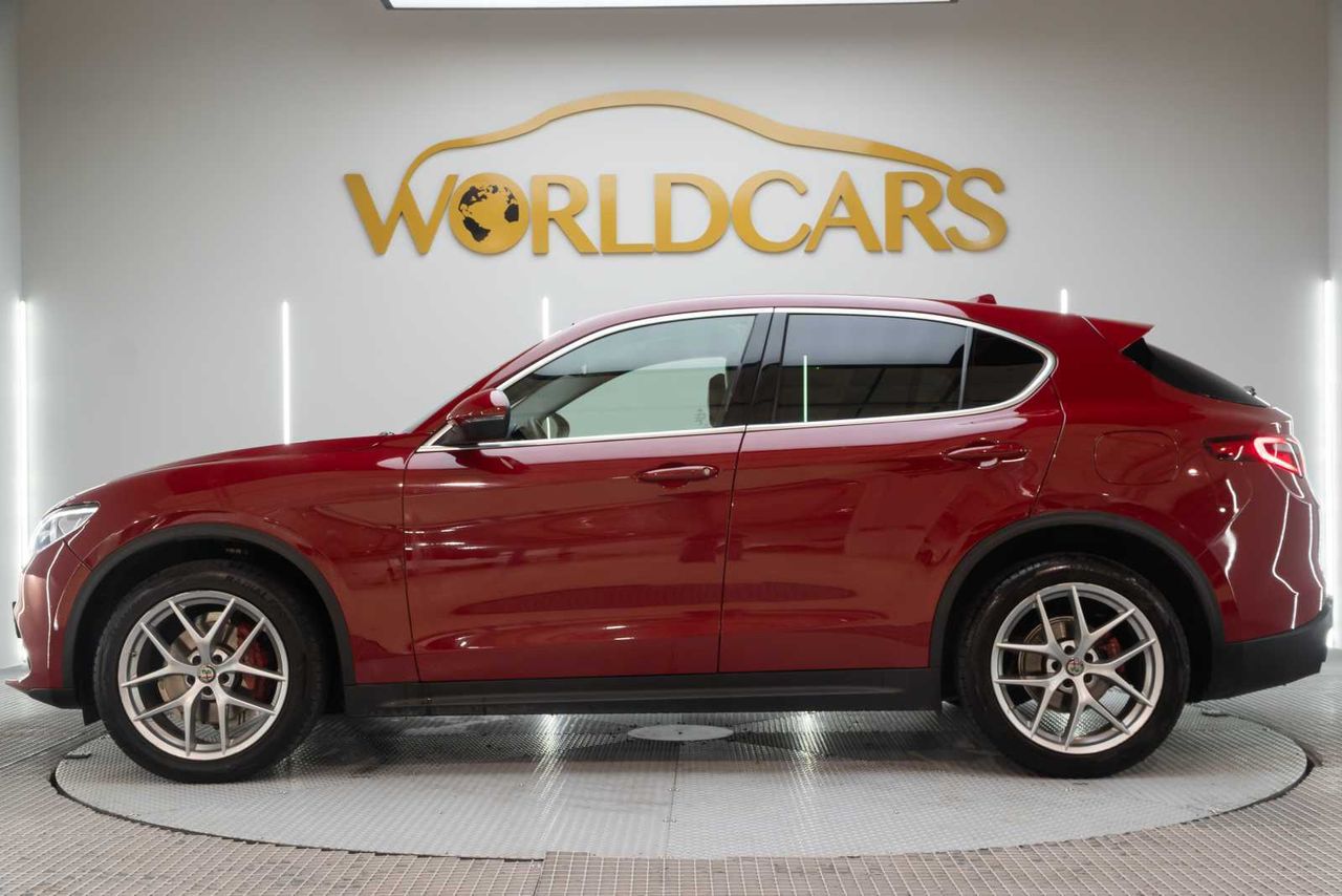 Alfa Romeo Stelvio 2.2 Diésel 154kW (210CV) Executive Q4  - Foto 9