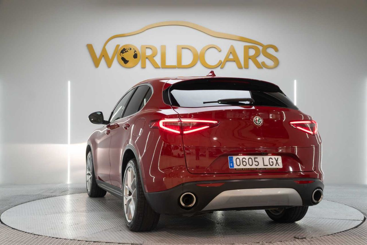 Alfa Romeo Stelvio 2.2 Diésel 154kW (210CV) Executive Q4  - Foto 8