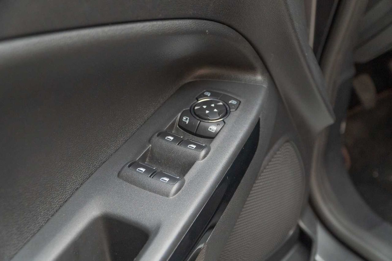 Ford Ecosport 1.0T EcoBoost 92kW (125CV) S&S ST Line - Foto 17