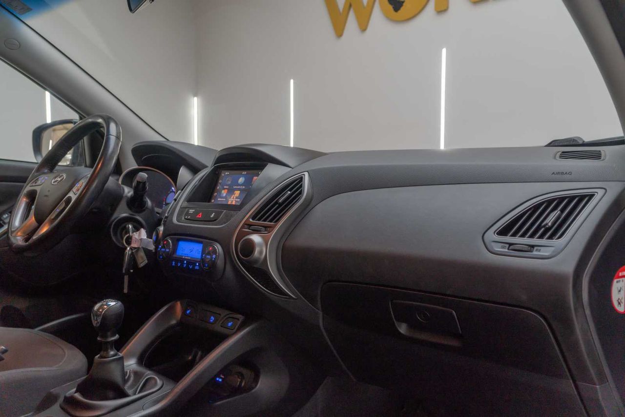Hyundai ix35 1.7 CRDi BlueDrive Kosmo Klass 4x2 - Foto 22