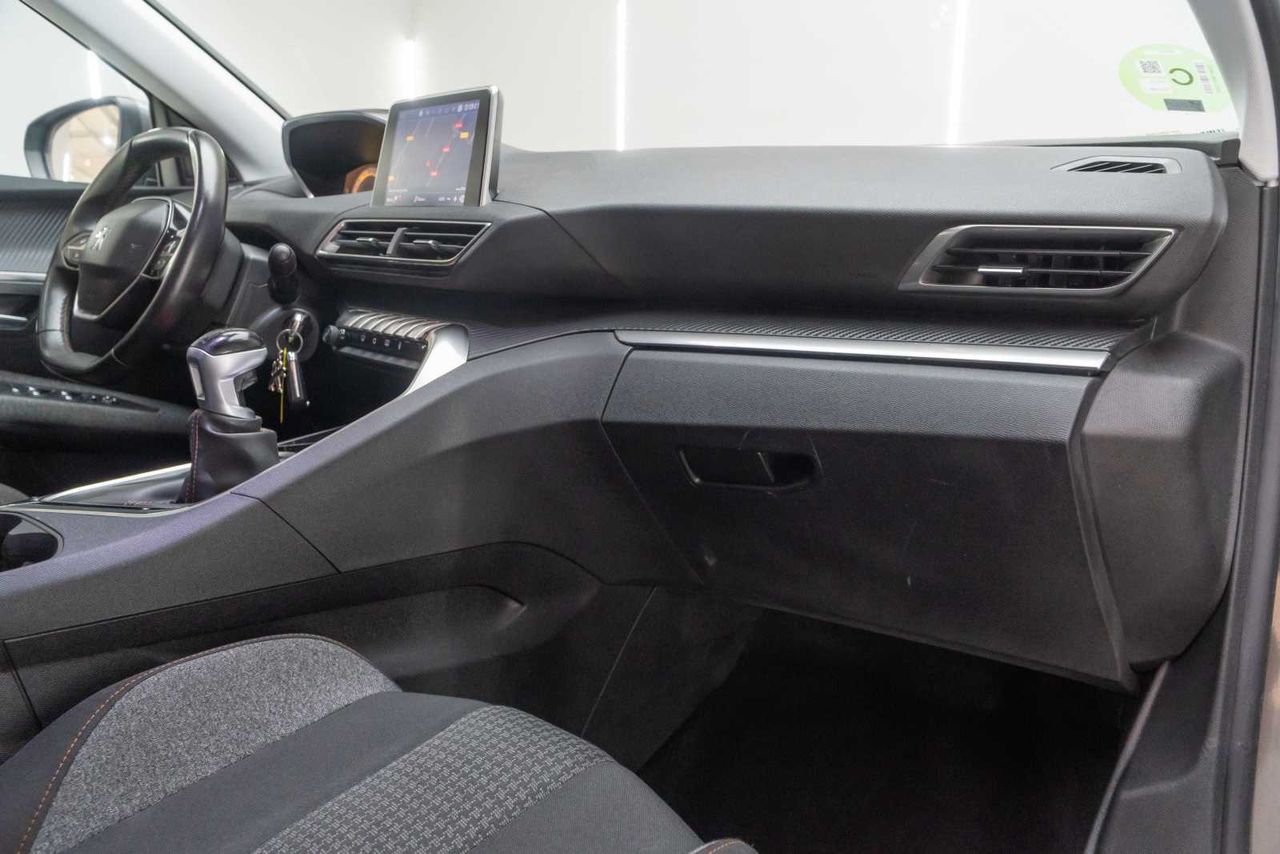 Peugeot 5008 Active 1.2L PureTech 96kW (130CV) S&S  - Foto 24