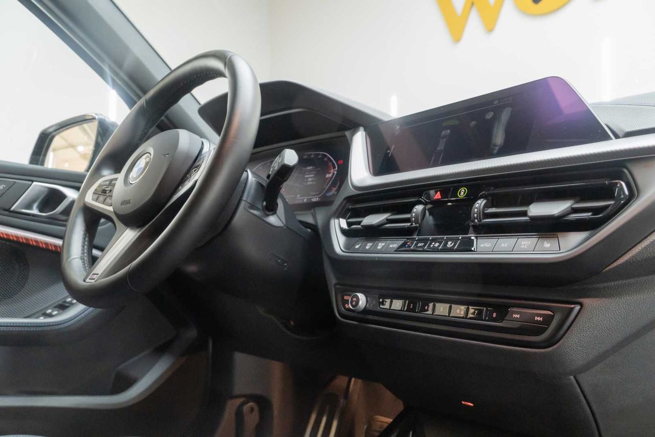 BMW Serie 1 116 - Foto 22