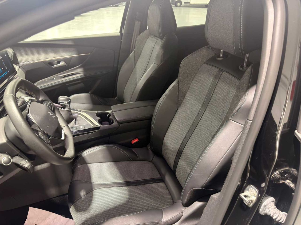 Peugeot 3008 1.2 PureTech 96KW (130CV) S&S GT  - Foto 8