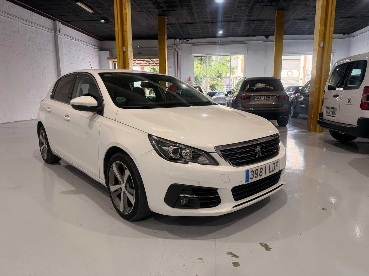 Peugeot 308 bluehdi 130 1.5 allure  - Foto 8