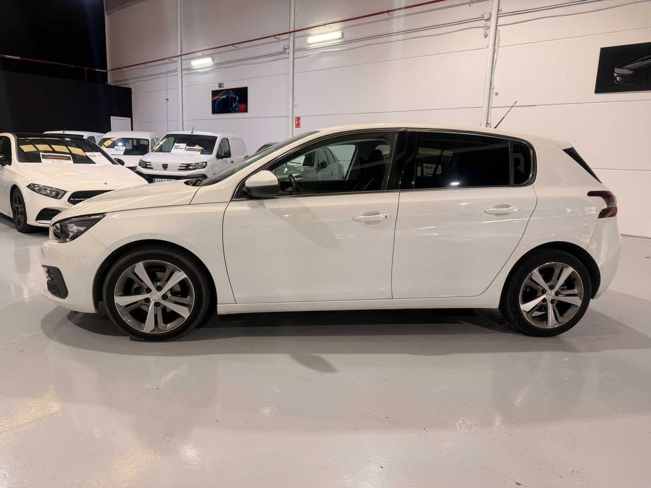Peugeot 308 bluehdi 130 1.5 allure  - Foto 3