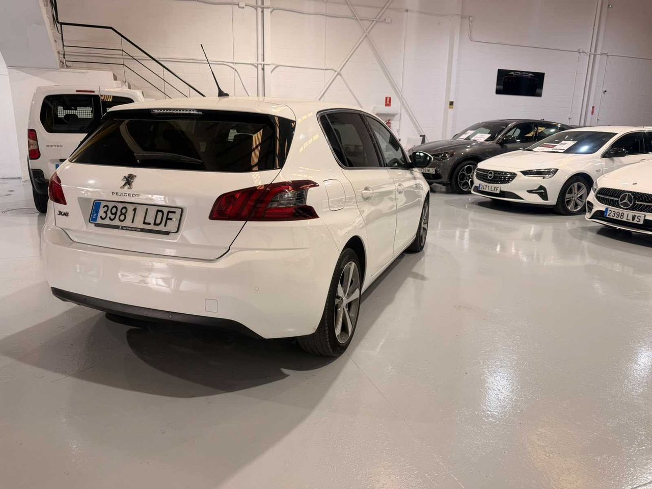 Peugeot 308 bluehdi 130 1.5 allure  - Foto 6