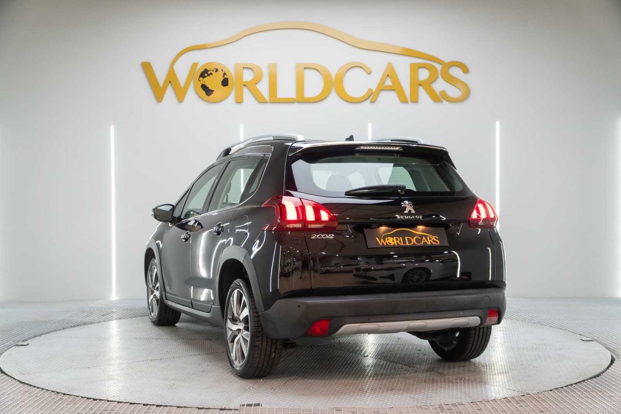 Peugeot 2008 Allure 1.2 PureTech 81KW (110CV) Auto  - Foto 8