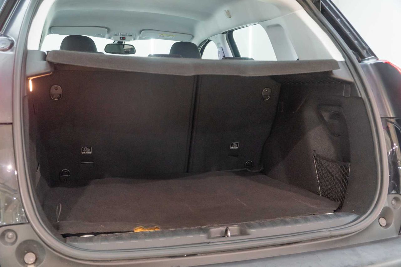 Peugeot 2008 Allure 1.2 PureTech 81KW (110CV) Auto  - Foto 11