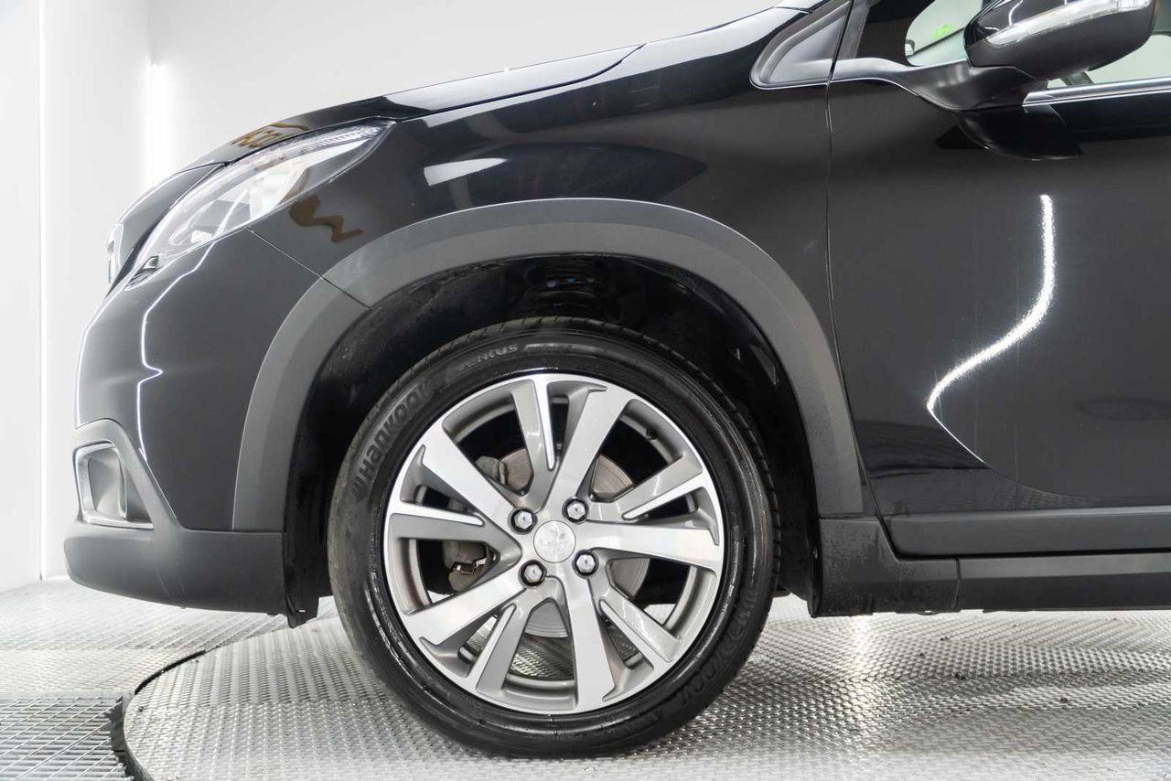 Peugeot 2008 Allure 1.2 PureTech 81KW (110CV) Auto  - Foto 24