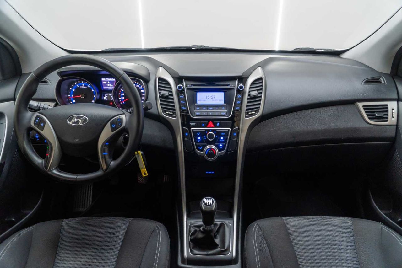 Hyundai i30    - Foto 15