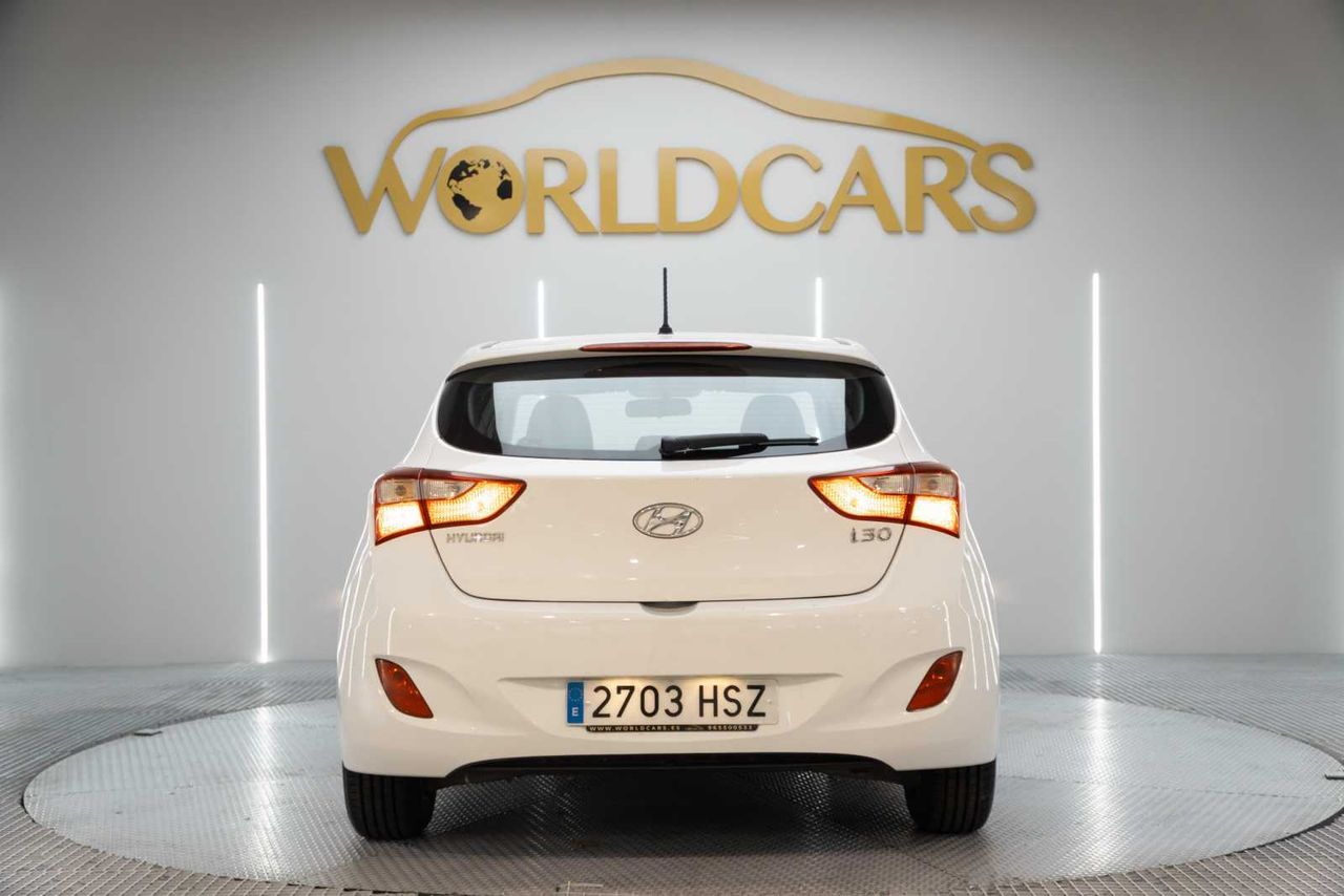 Hyundai i30    - Foto 7