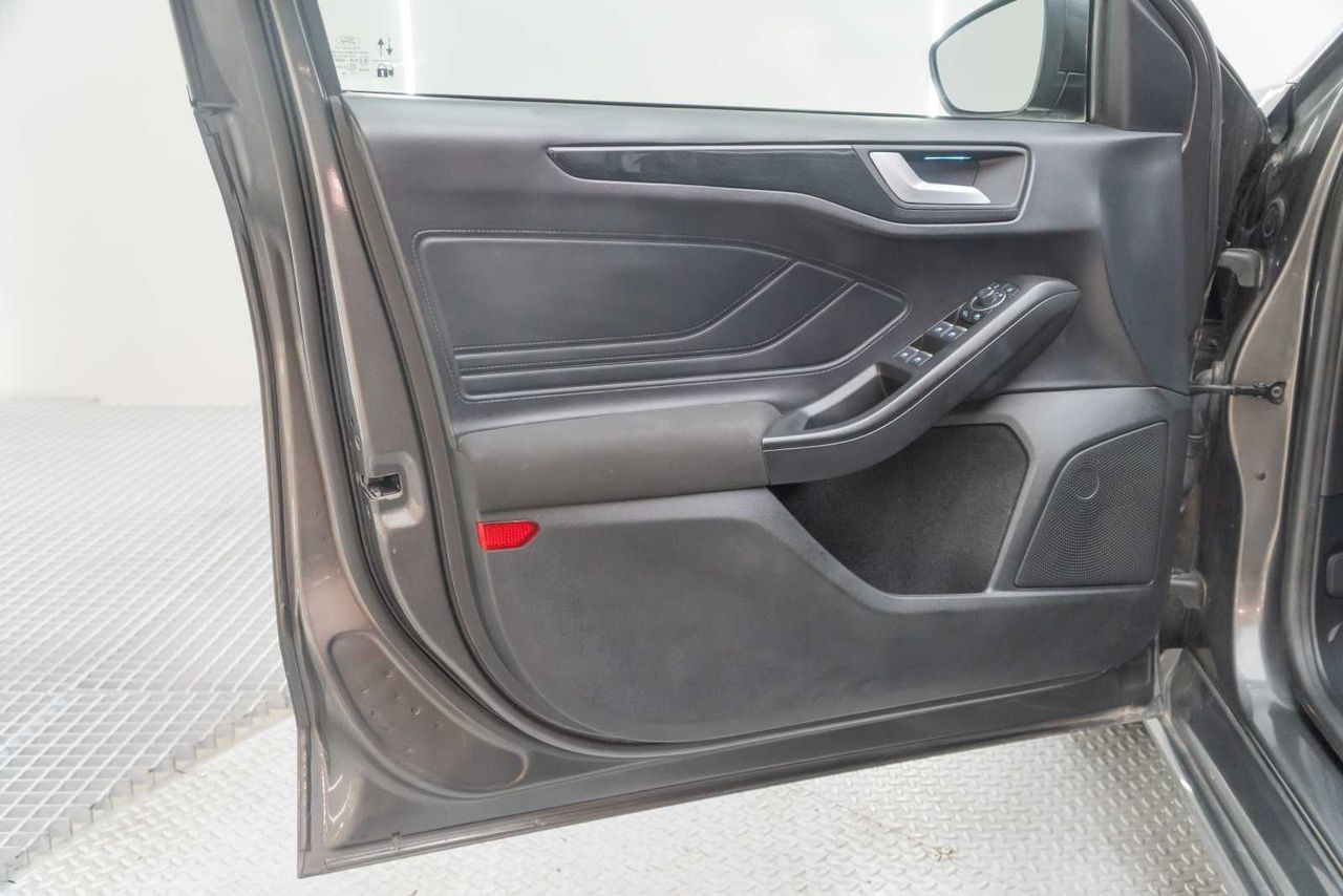 Ford Focus  1.0 ecoboost m-hybrid st-line x s&s  - Foto 18