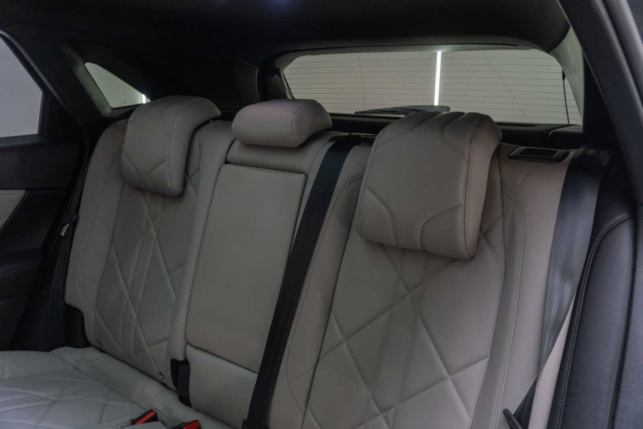 DS DS 7 7 crossback etense 300cv  - Foto 21