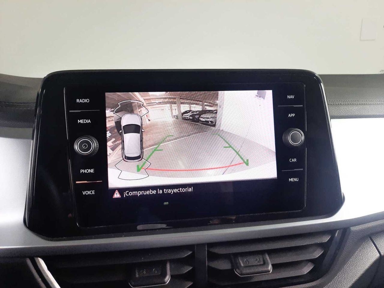 Volkswagen T-Roc  1.0 tsi life 81kw  - Foto 10