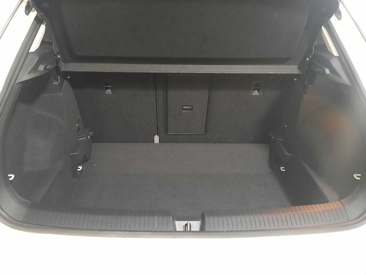 Volkswagen T-Roc  1.0 tsi life 81kw  - Foto 13