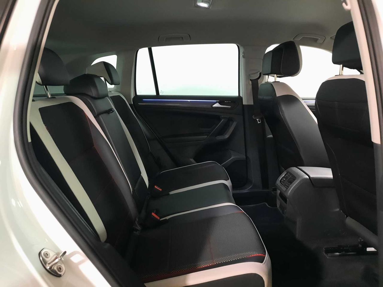 Volkswagen Tiguan  1.5 tsi urban sport dsg 110kw  - Foto 7