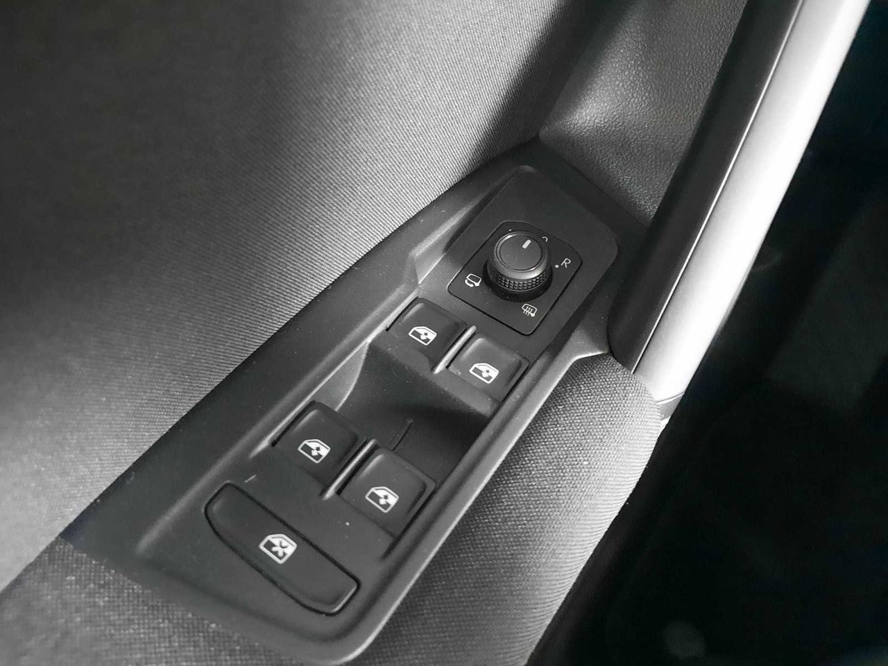 Volkswagen Tiguan  2.0tdi advance dsg 110kw  - Foto 9