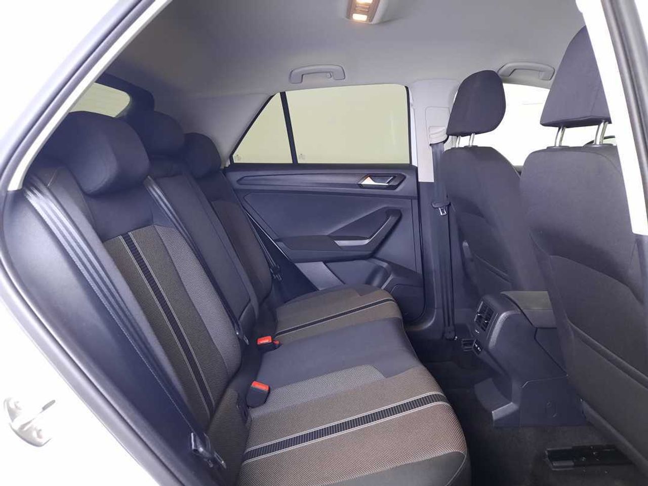 Volkswagen T-Roc  1.0 tsi advance 81kw  - Foto 11