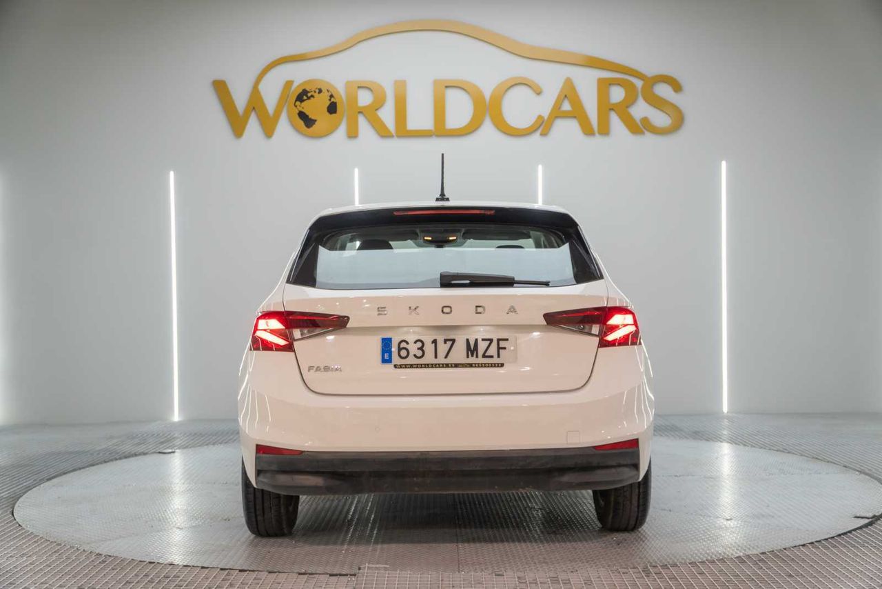 Skoda Fabia 1.0 TSI 70KW (95CV) Design  - Foto 7
